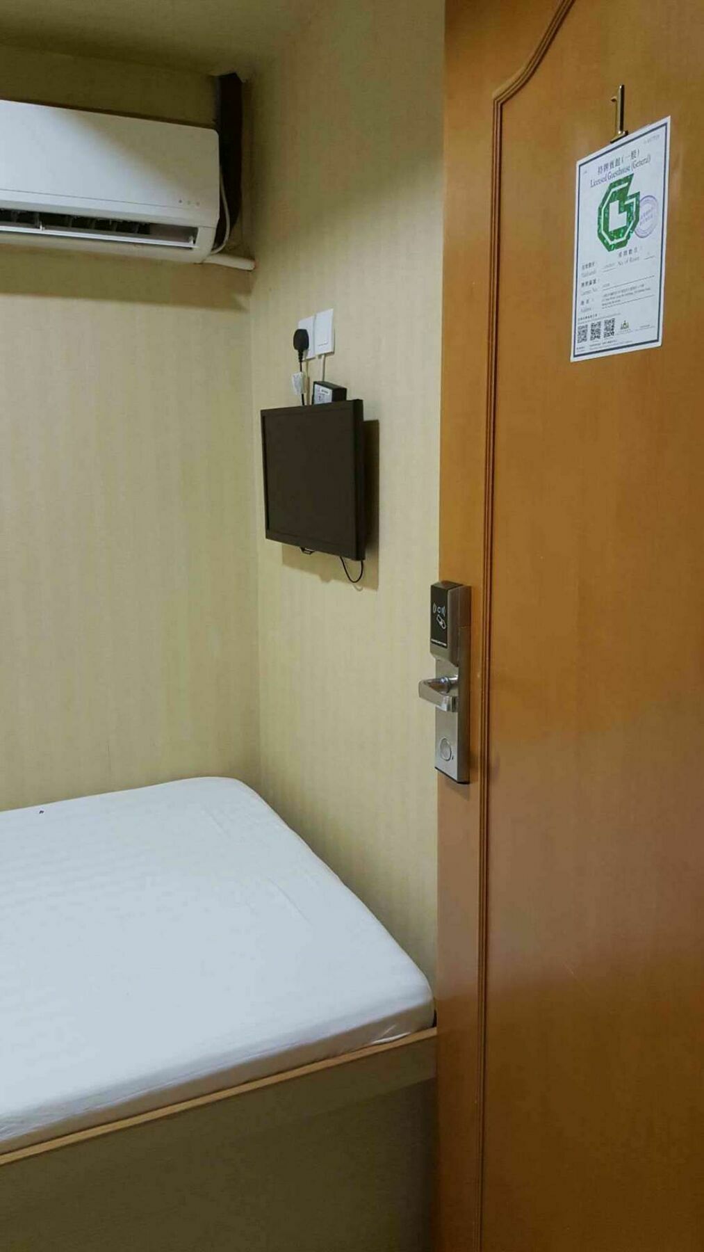 Lung Wa Hotel Hong Kong Exterior photo